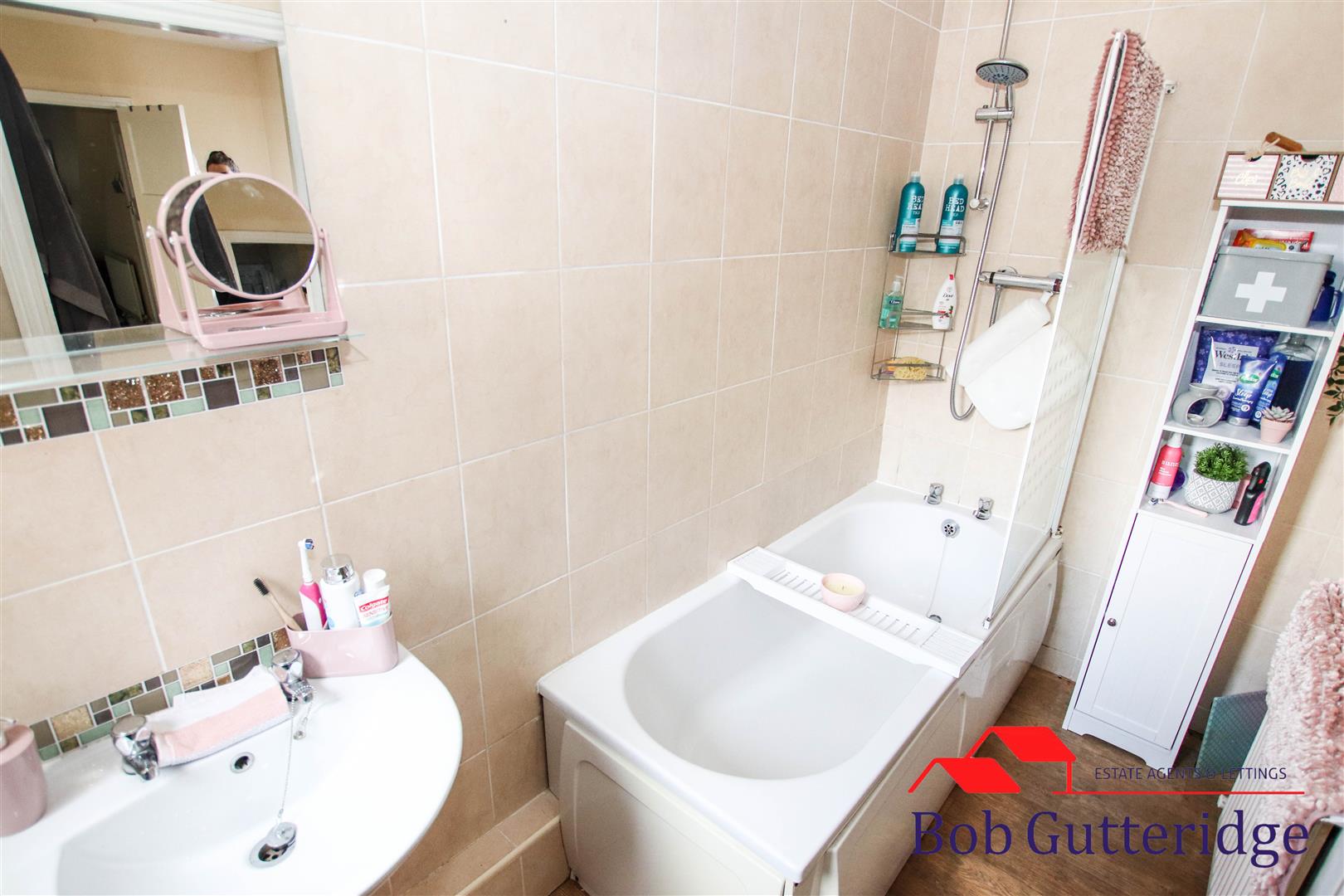 FULLY TILED BATHROOM